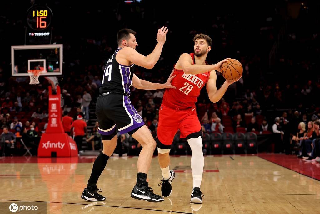 火箭三大技术指标打爆国王 申京里程碑夜KD主动谦让